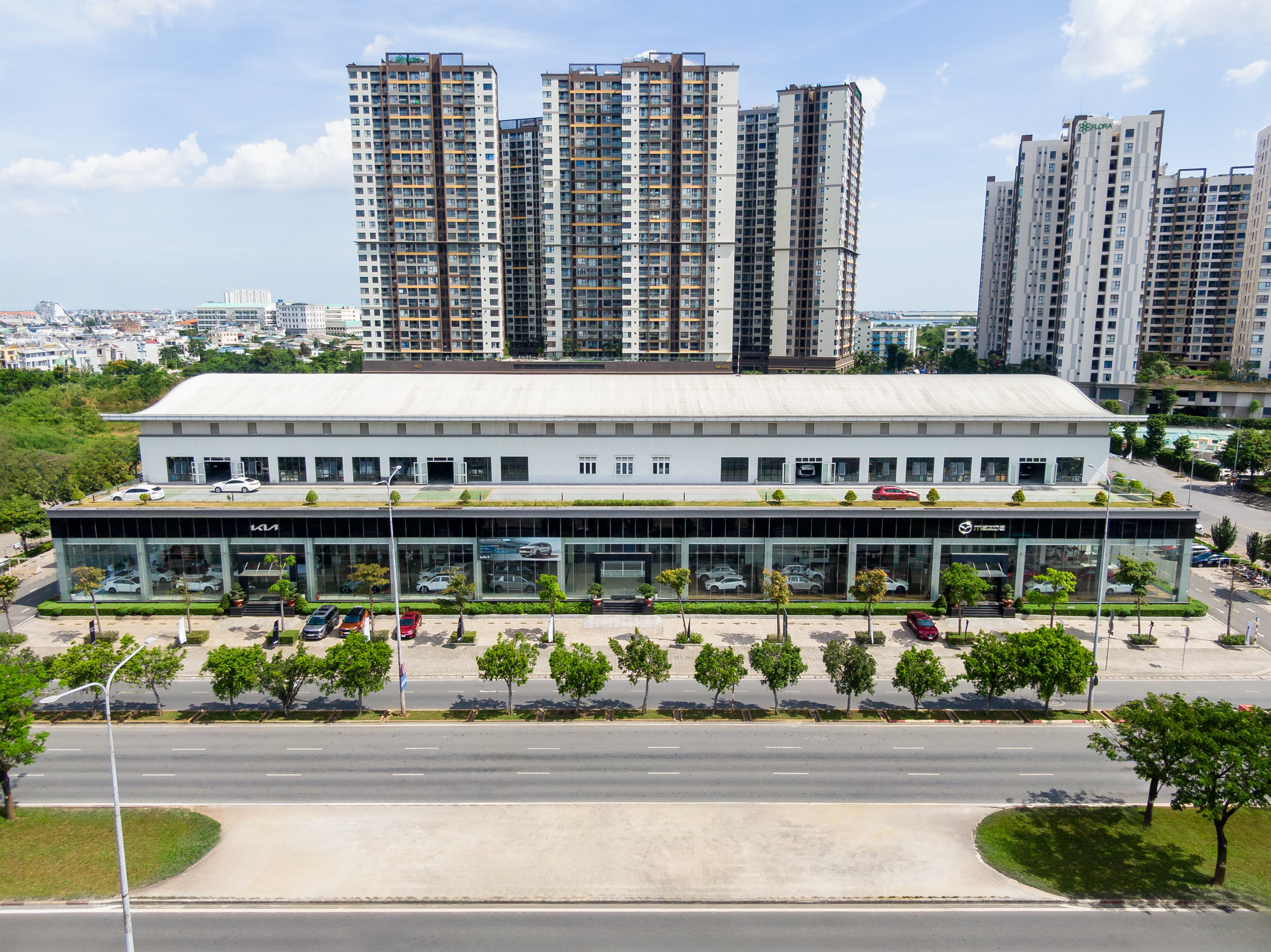 SHOWROOM KIA MAZDA BÌNH TÂN